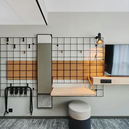 Moxy 3* Varsovie