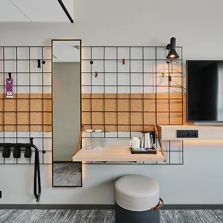Moxy Hotel