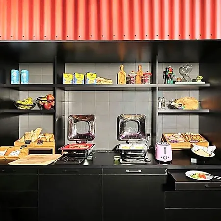 Moxy Hotel Varsavia