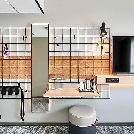 Moxy Otel
