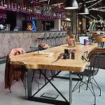 Moxy Отель 3*