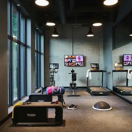Moxy 3* 华沙