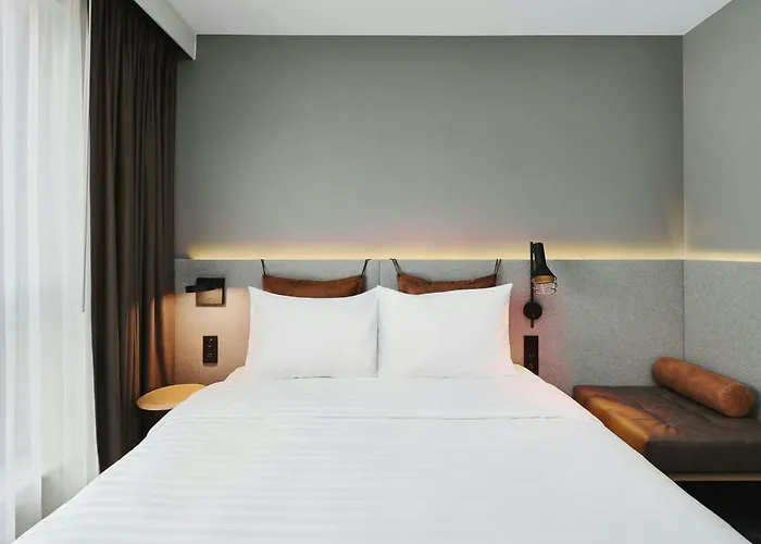 Moxy 3* Warszawa